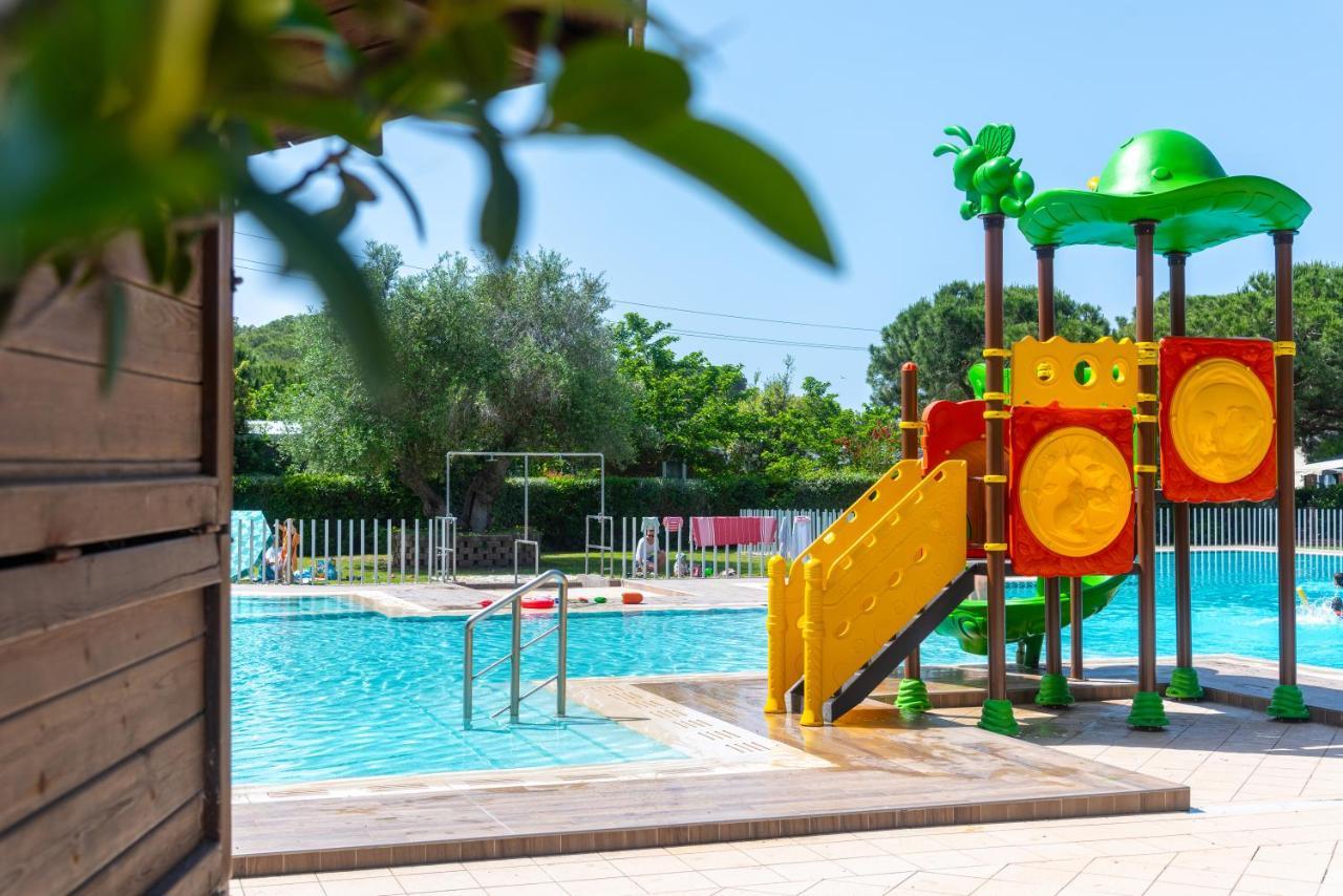 Camping Lacona Pineta Capoliveri  Exterior foto